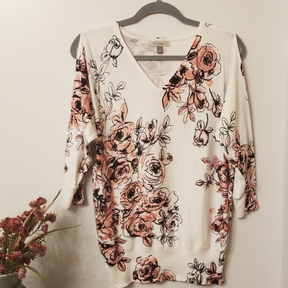 Roz & Ali 3/4 sleeve floral cold shoulder sweater